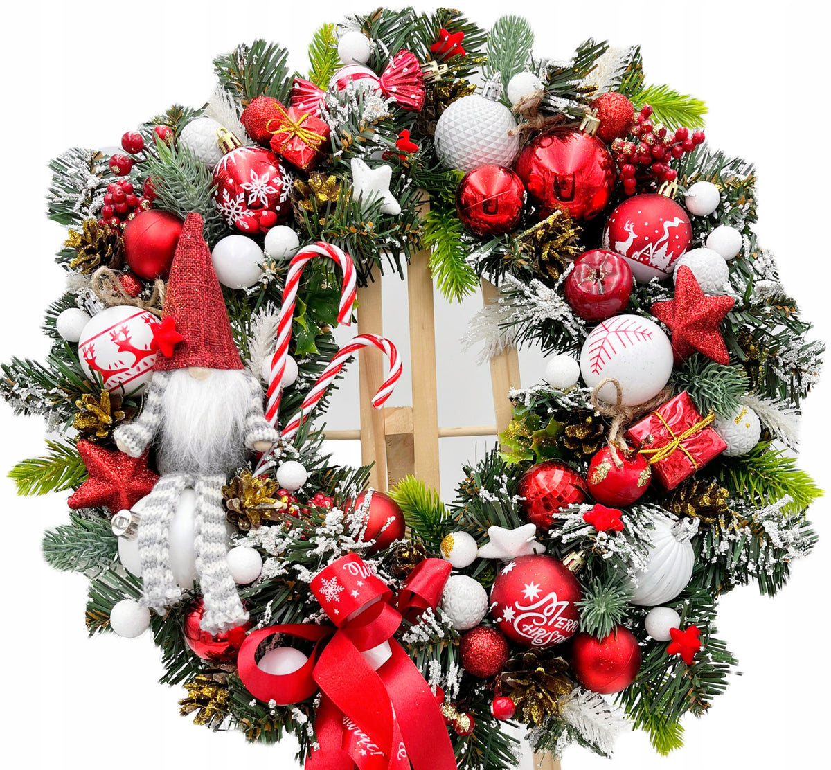 Christmas wreath 45cm white and red with LED Christmas gnome Manufacturer code KOD 11