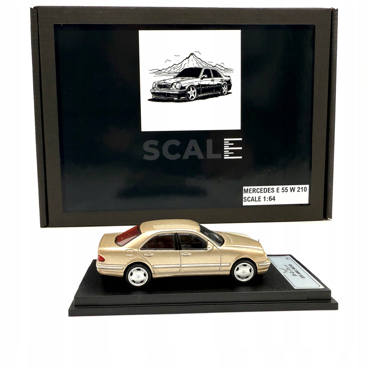 Collectible model of the MERCEDES W210 E55 in 1:64 scale Model KOLEKCJONERSKI