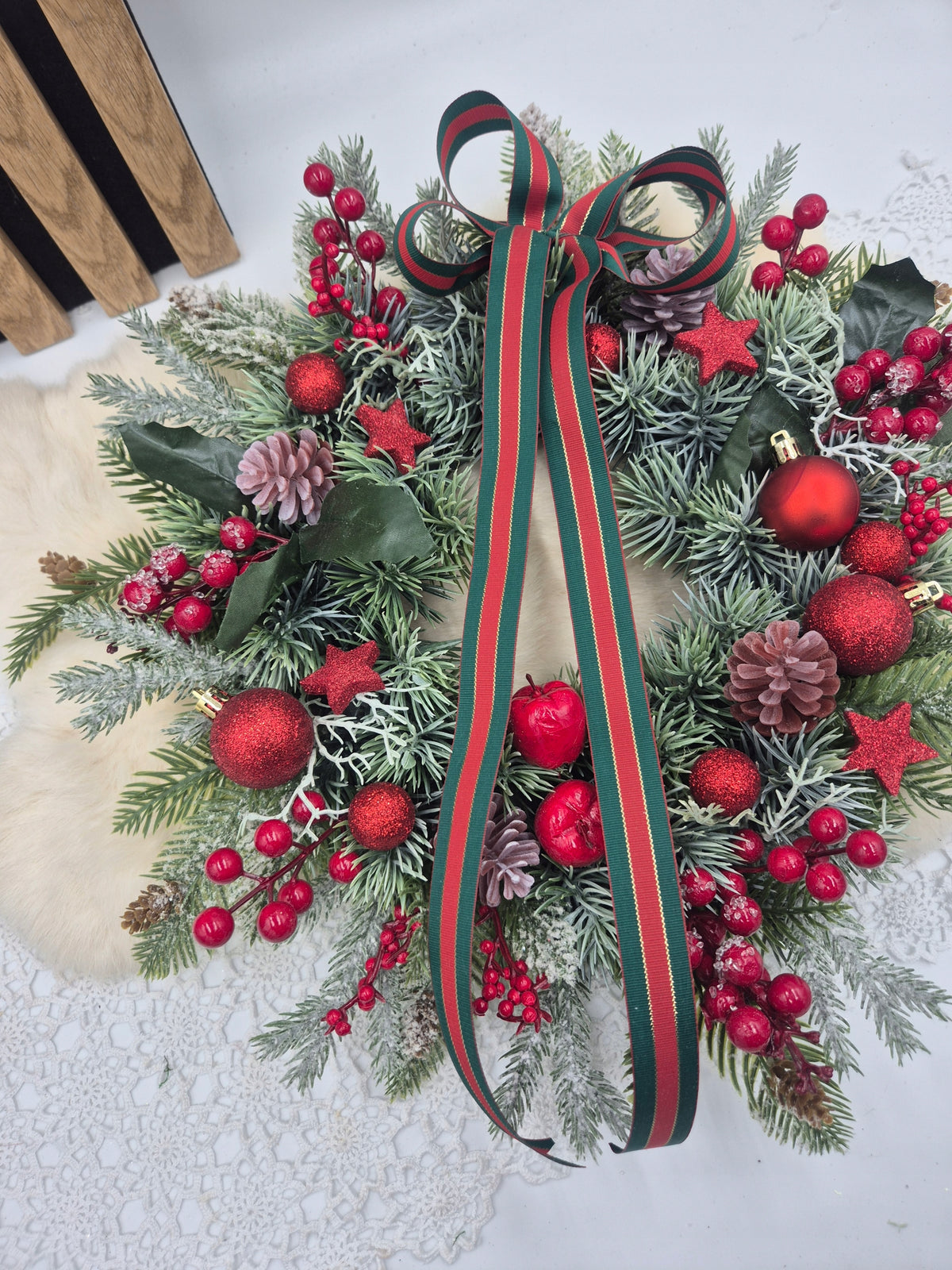 Coniferous wreath for door 45cm Christmas wreath Christmas red Manufacturer code WB-49/24