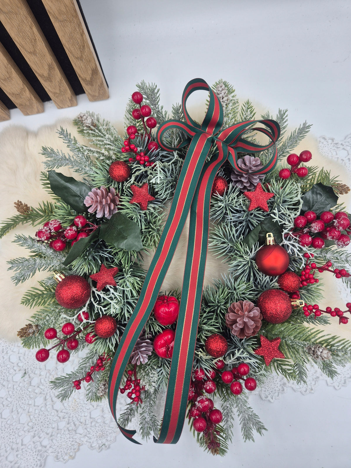 Coniferous wreath for door 45cm Christmas wreath Christmas red