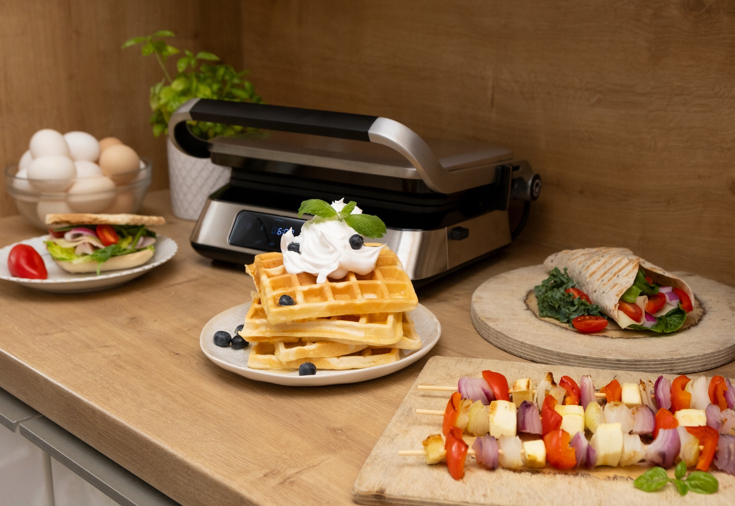Contact folding electric grill Eldom GK2000W silver/grey 1800 W Manufacturer code GK2000W