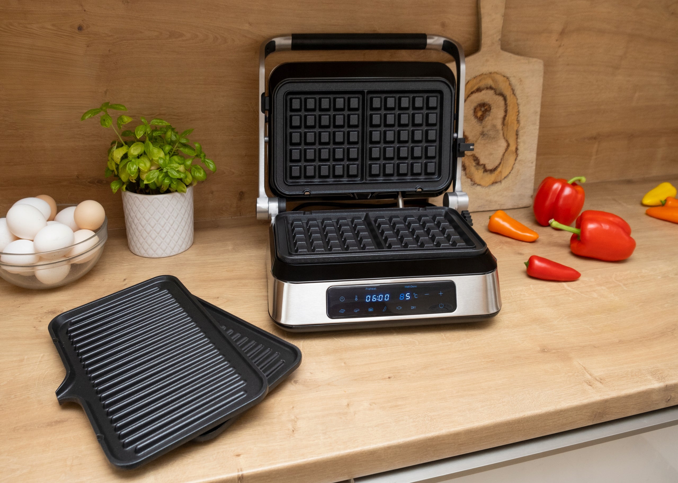 Contact folding electric grill Eldom GK2000W silver/grey 1800 W Model GK2000W