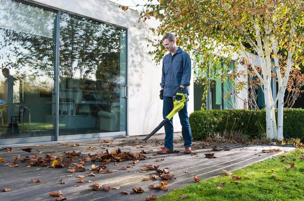 Cordless blower RYOBI OBL1820S set AKU 2.0Ah + charger Output 2 m3/min