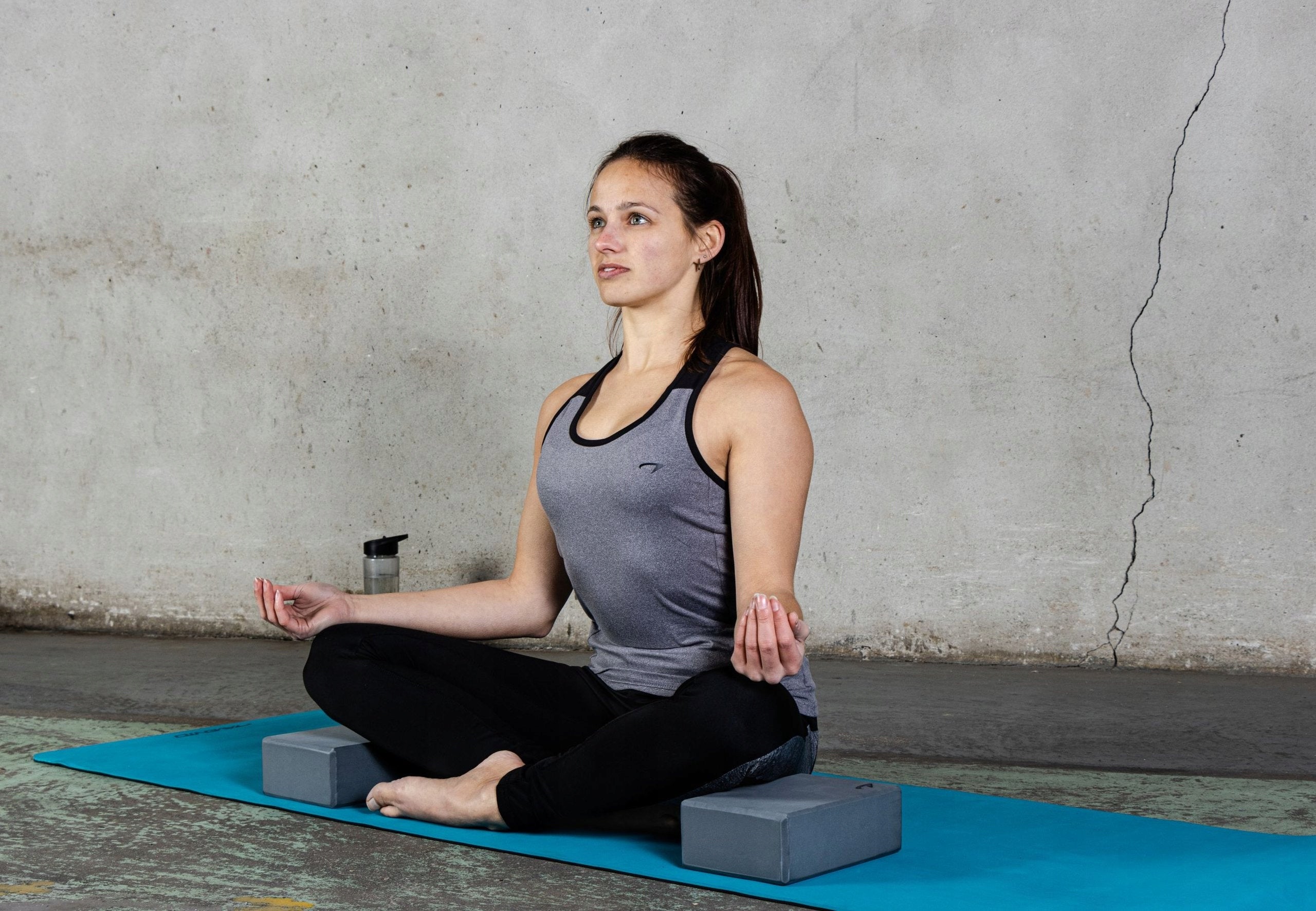 Cubes yoga blocks Pilates exercise block set AVENTO x2 Brand Avento