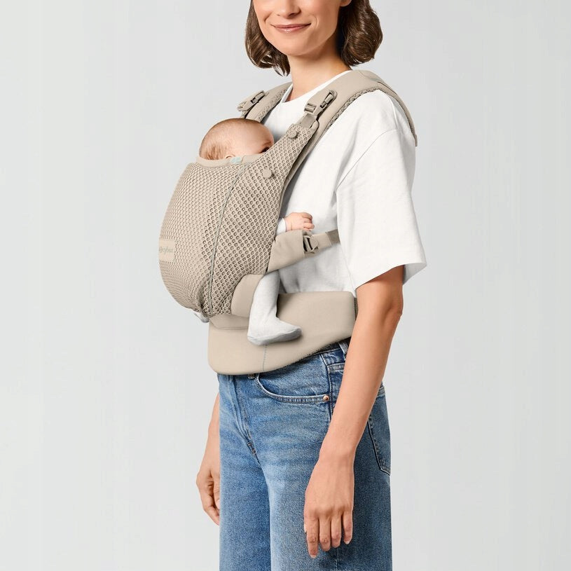 Cybex Amya baby carrier 0-3 years to 15 kg / Almond Beige Manufacturer code 4063846555536