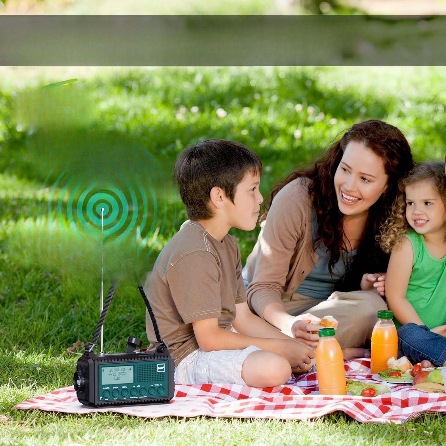 DAB Plus FM 5000 mAh Portable Radio for Camping Crank with SOS Flashlight Manufacturer code radio awaryjne DAB+ korba 5000mAh SOS