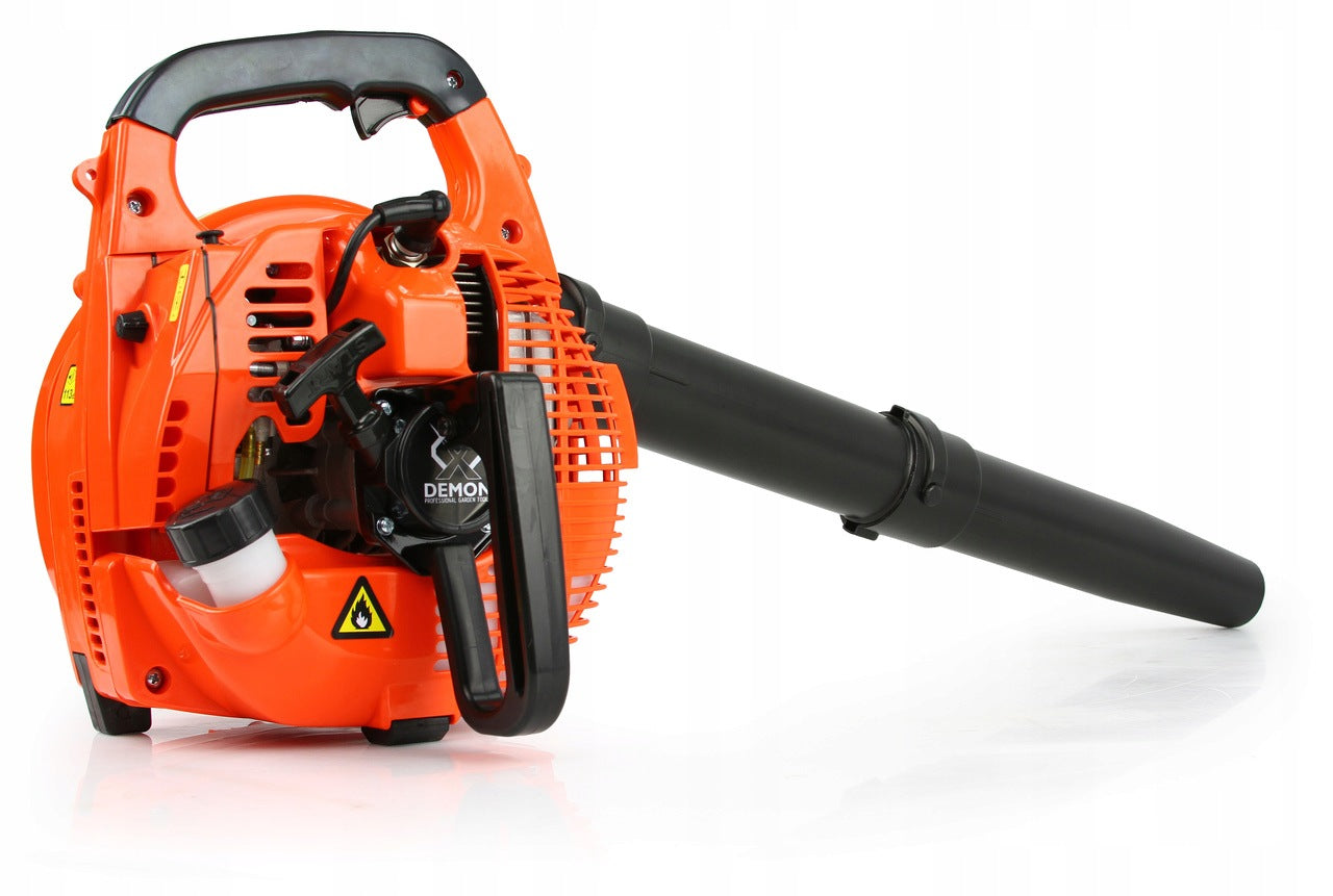 DIESEL BLOWER GARDEN VACUUM CLEANER WITH SNOW LEAF SHREDDER Manufacturer code M88175