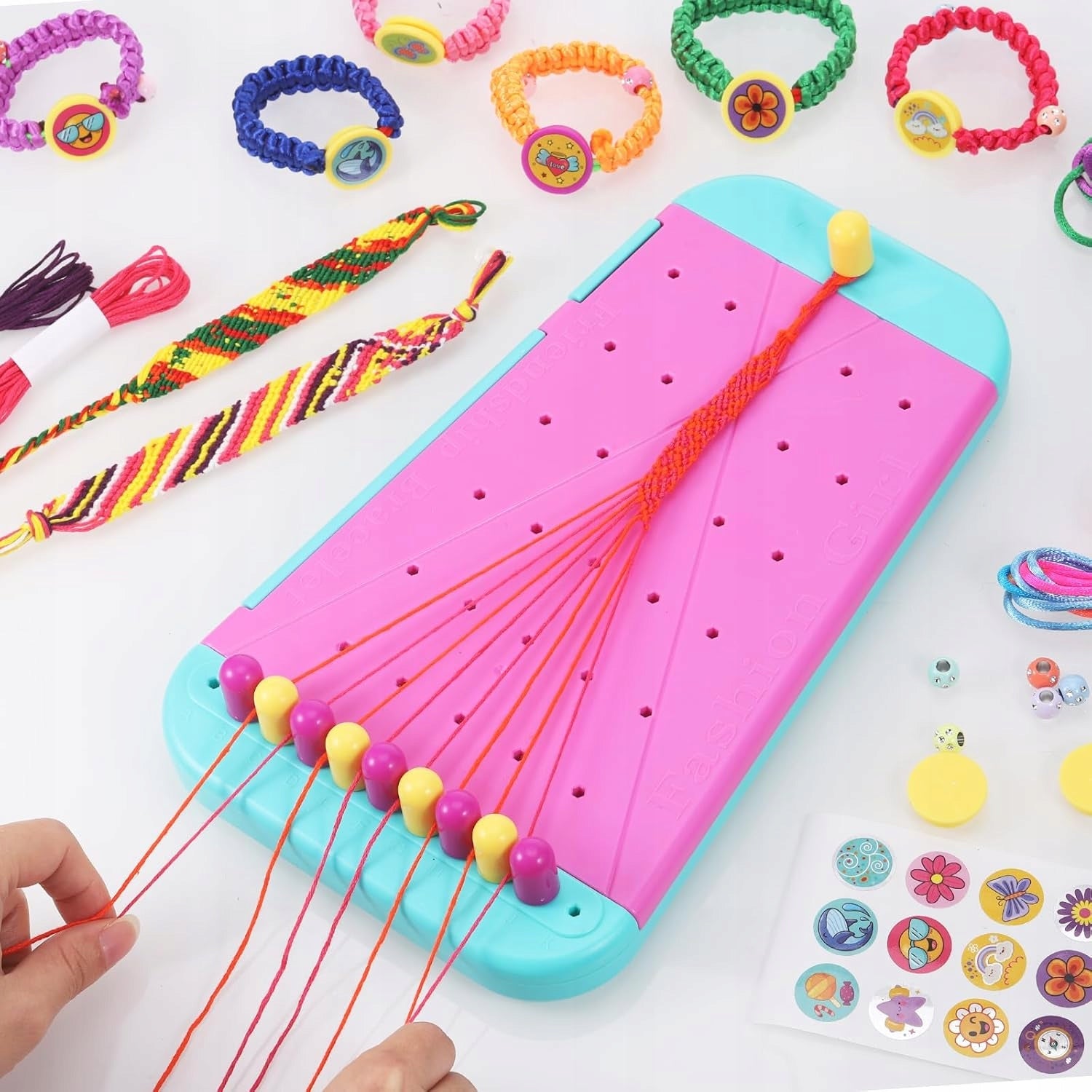 DIY Friendship Bracelet Set Kids Crafts Gift Manufacturer code ZESTAW DO ROBIENIA BRANSOLETEK PRZYJAŹNI DIY