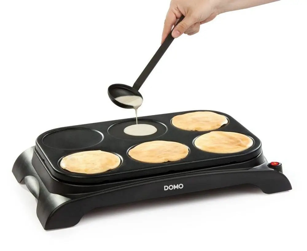 DOMO DO8709P electric pancake maker 7 pies