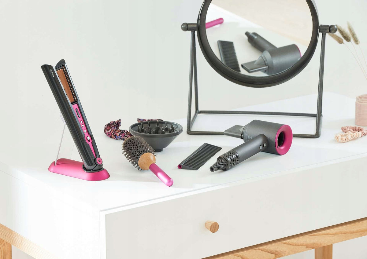 DYSON HAIRDRESSER SET HAIRDRYER STRAIGHTENER HAIRBRUSH CASDON Manufacturer code 73550