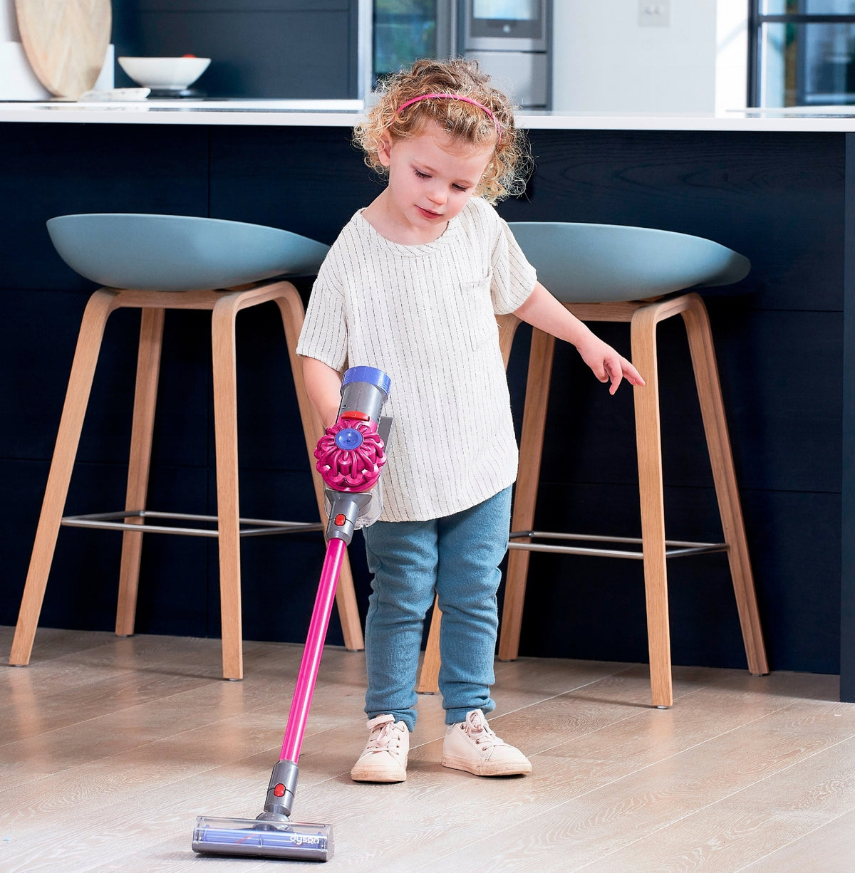 DYSON VACUUM CLEANER FOR CHILDREN WIRELESS VERTICAL WITH SOUND PINK CASDON EAN (GTIN) 5011551001748