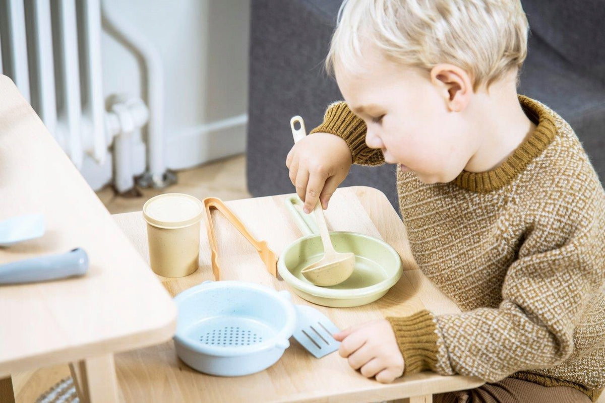 Dantoy eco-friendly cooking set pot strainer for children safe Manufacturer code 5601