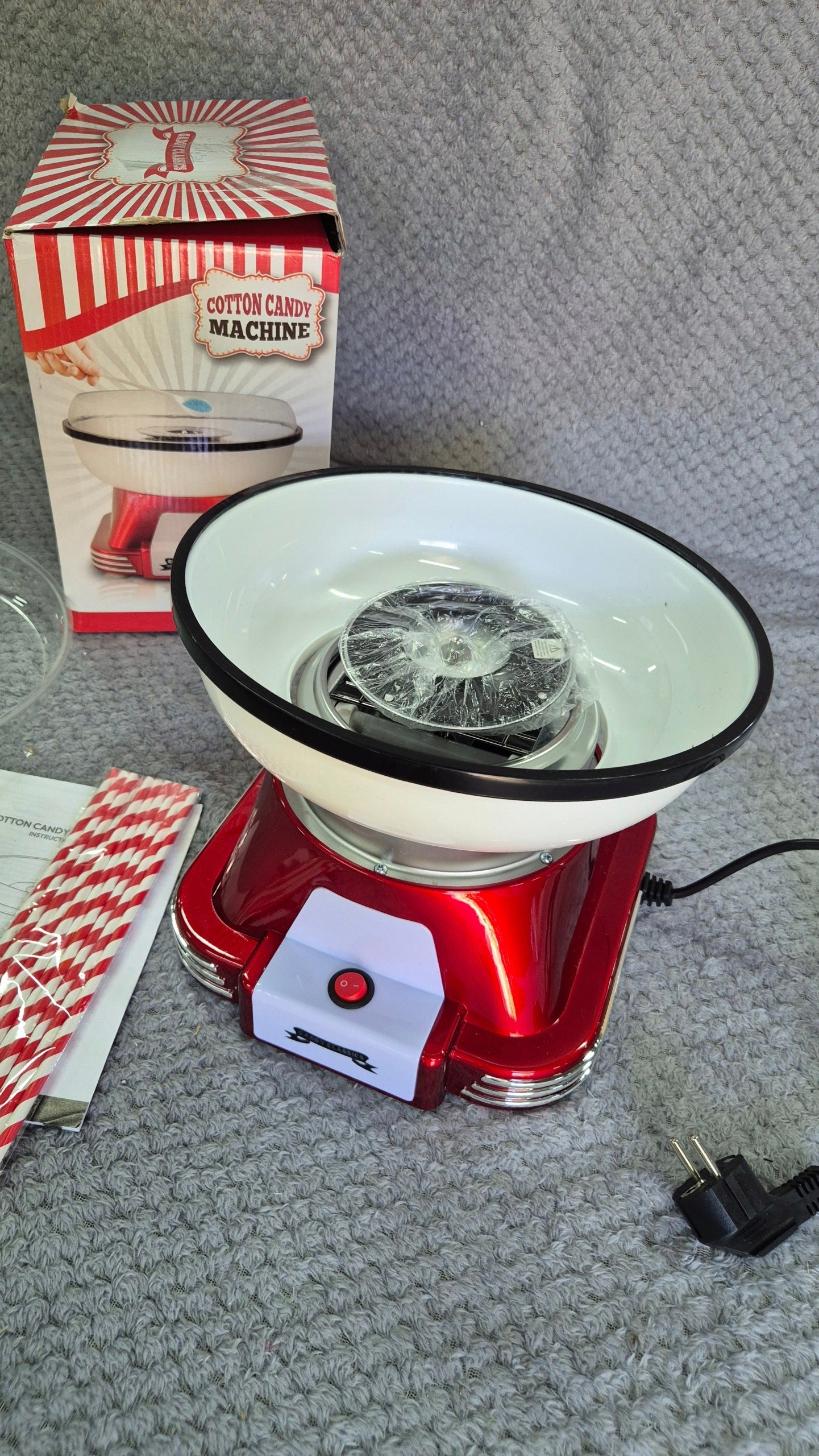 Device for cotton candy Gadgy GG0612 red 500 W Brand Gadgy