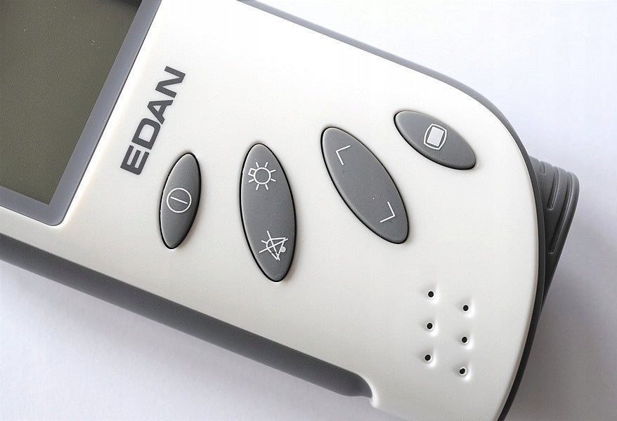 Digital pulse oximeter Edan H100B, sensor + accessories. FV Medical device yes