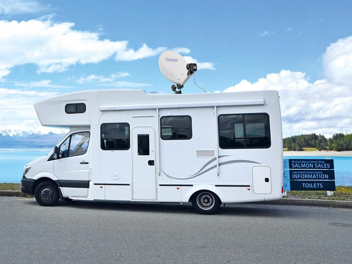 Digital satellite system for camping SCHWAIGER 9604,10 m, 35 x 38 cm R881 Manufacturer code 1