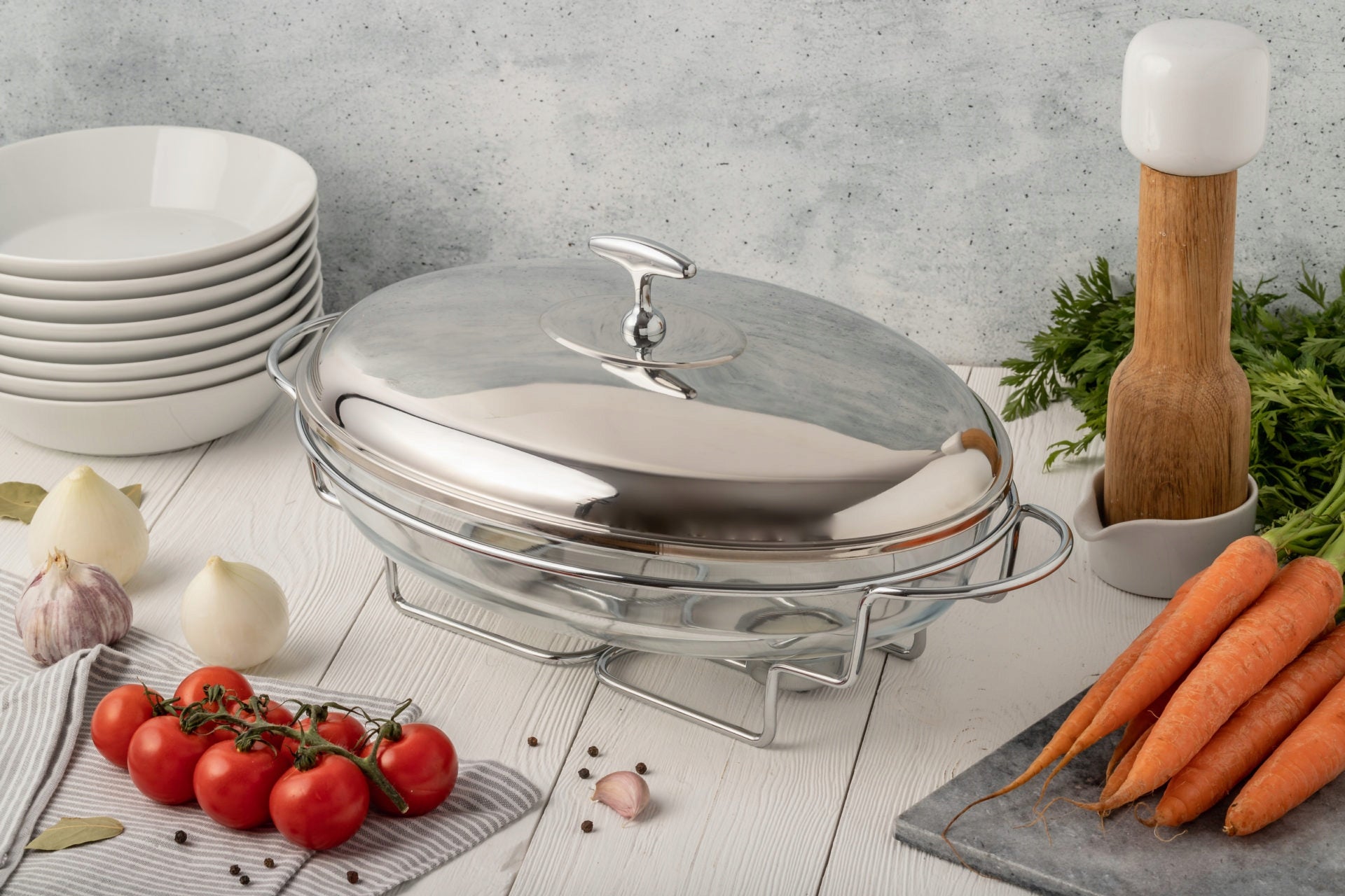 Dish Heater 3 L. Heat Resistant Glass Dish with Lid in Stand EAN (GTIN) 5906516840107