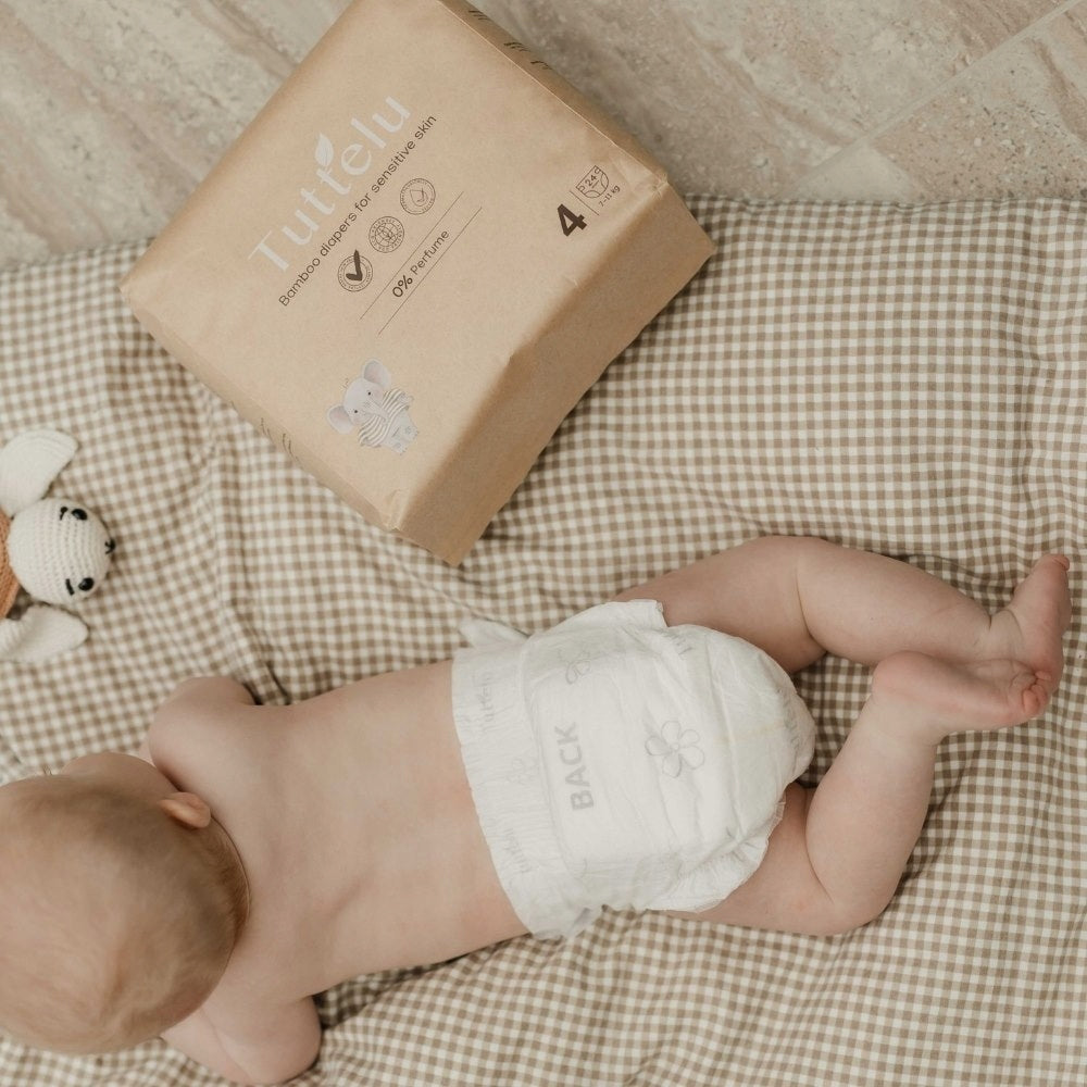 Disposable diapers size 4 (7-11 kg) 24 pieces Tuttelu Bamboo Packaging status original