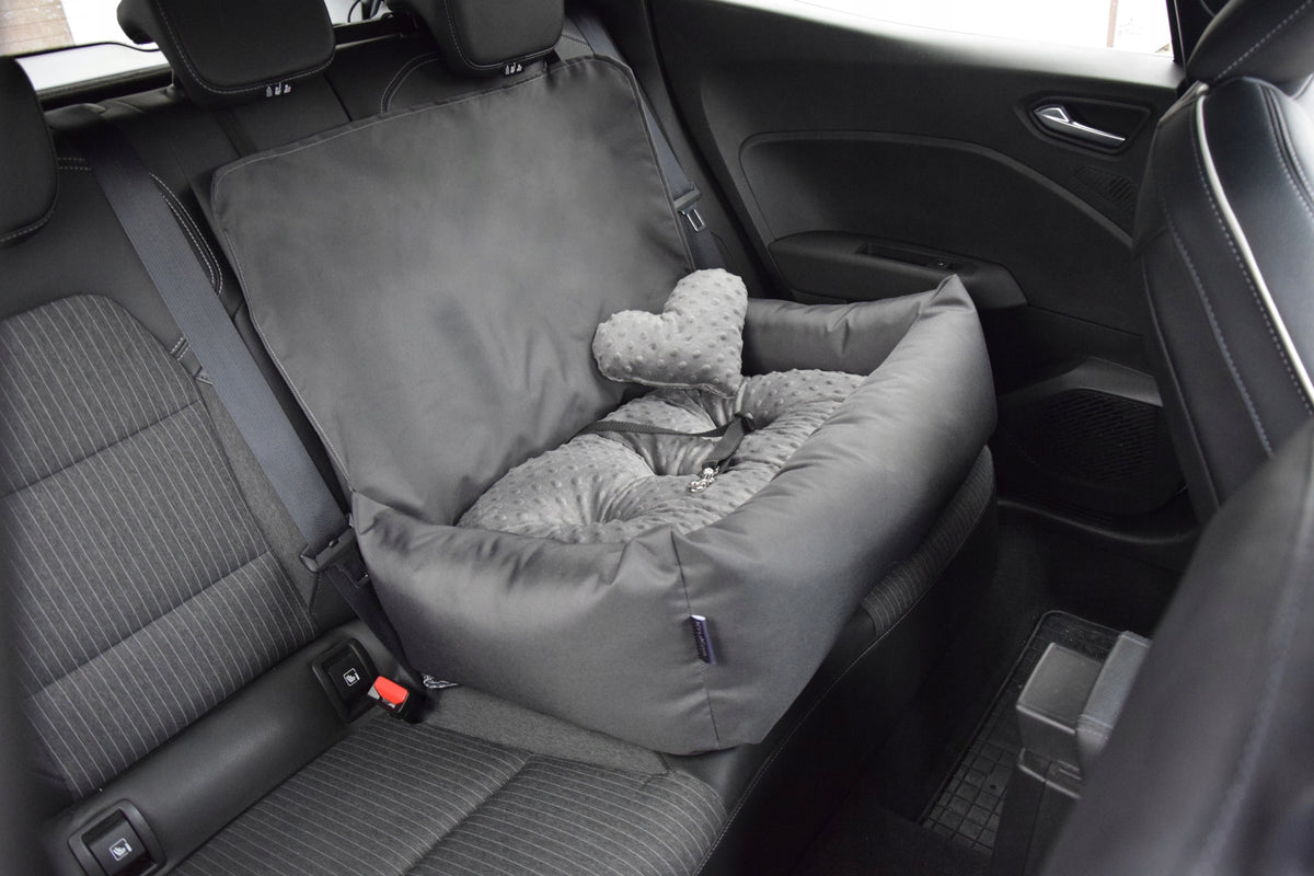 Dog car seat LARGE for 2/3 sofa Silver Plus MAXI + freebie Manufacturer code LEG-FOT-SILVER-PLUS-MAXI-G