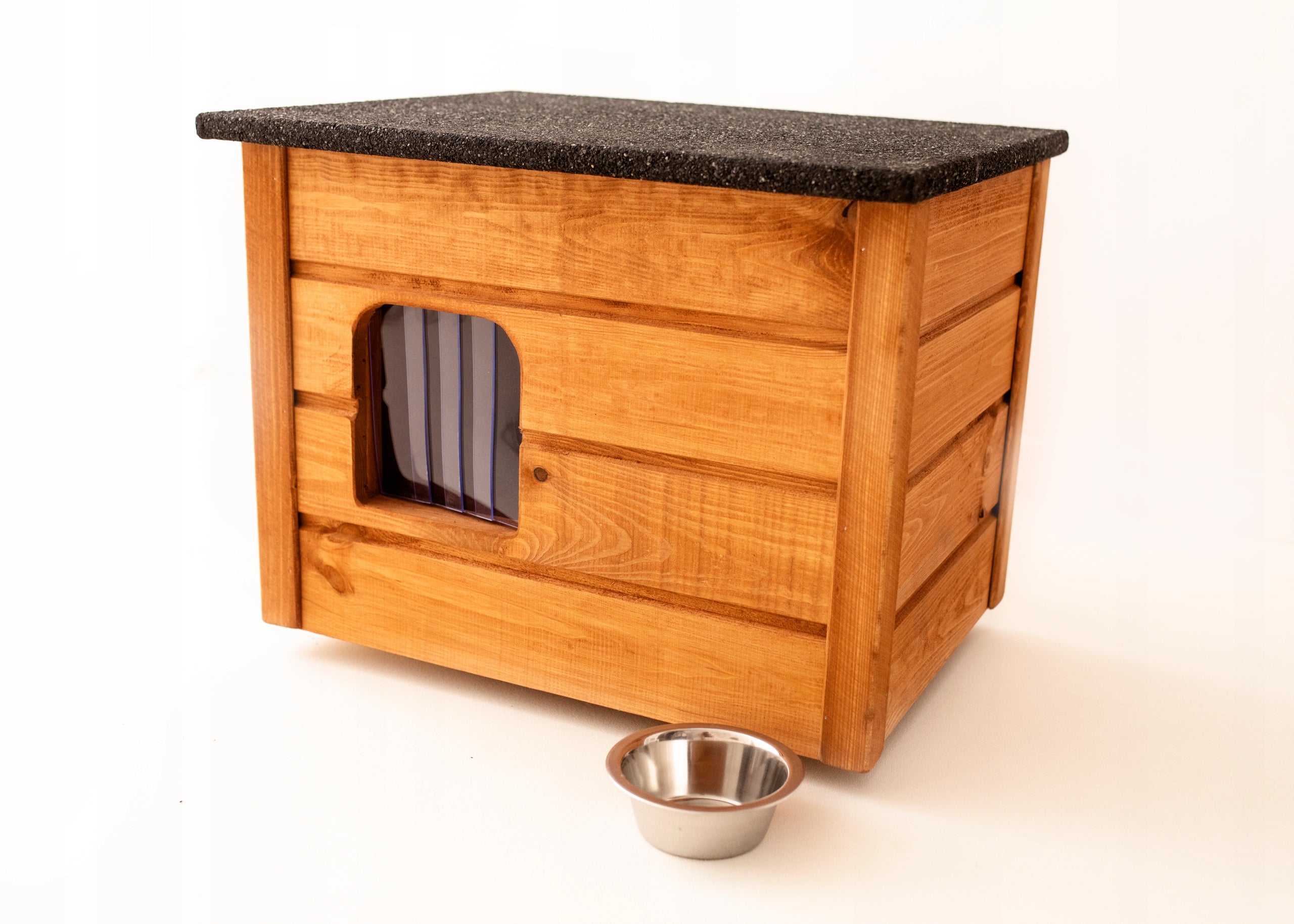 Dog cat kennel whole INSULATED sends in full Brand no brand