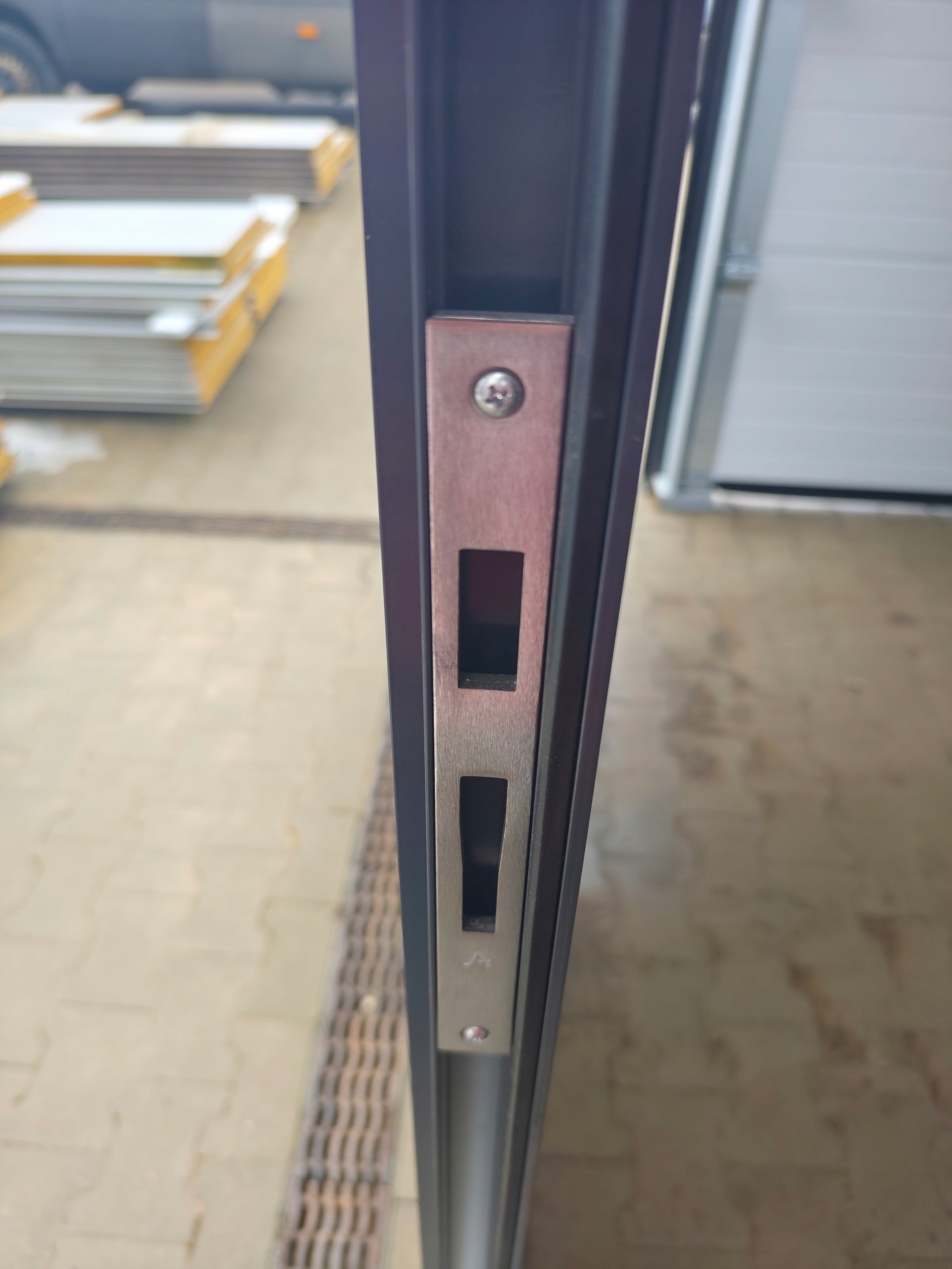 Double-leaf aluminum garage door swinging to wing centimeter Color White brown gray other