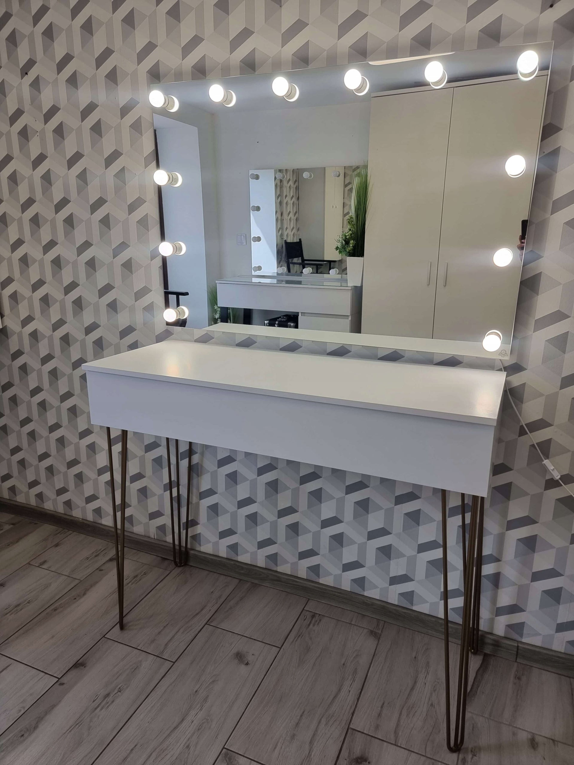 Dressing Table MIA 120 SILVER gold legs for makeup Color white