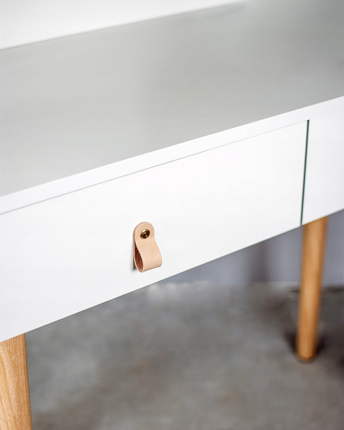 Dressing Table with mirror SCANDI cosmetic Scandinavian Furniture depth 40 cm