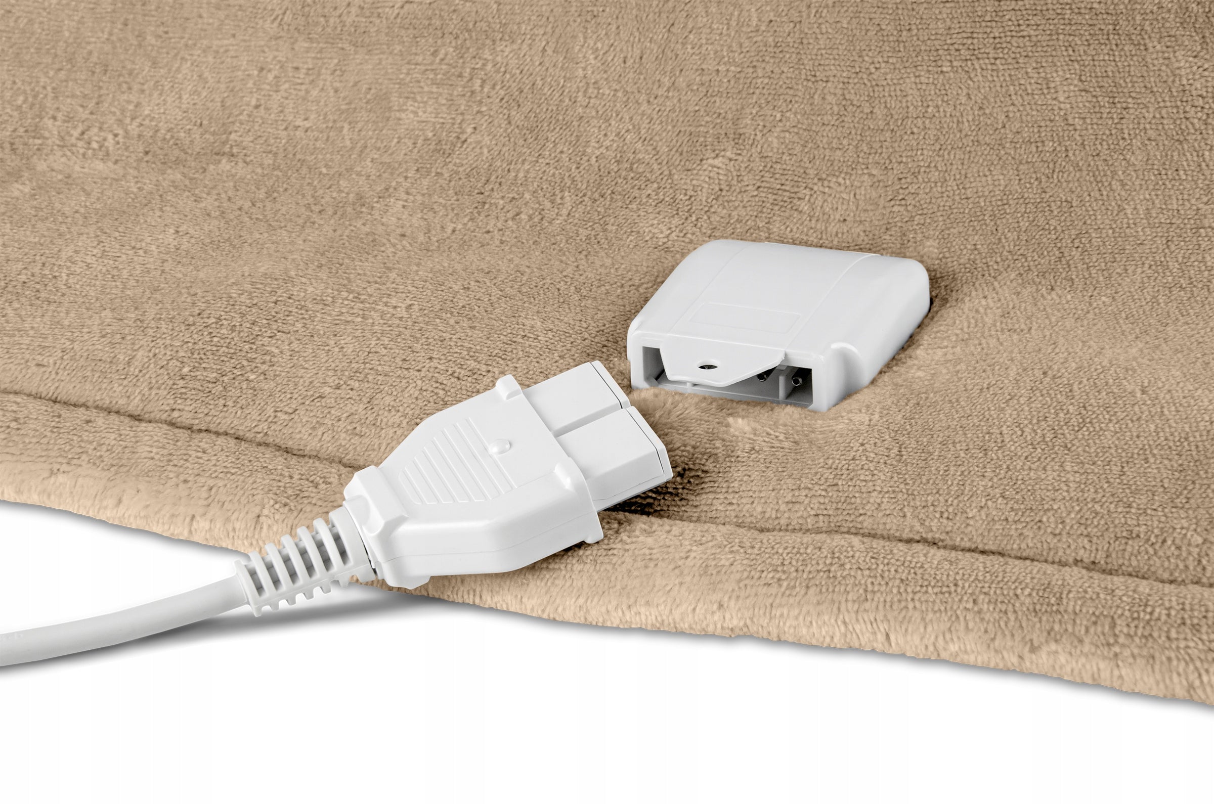 ELECTRIC BLANKET GOTIE GKE-200G SOFT AND LARGE WARMING FOR GIFT Color brown