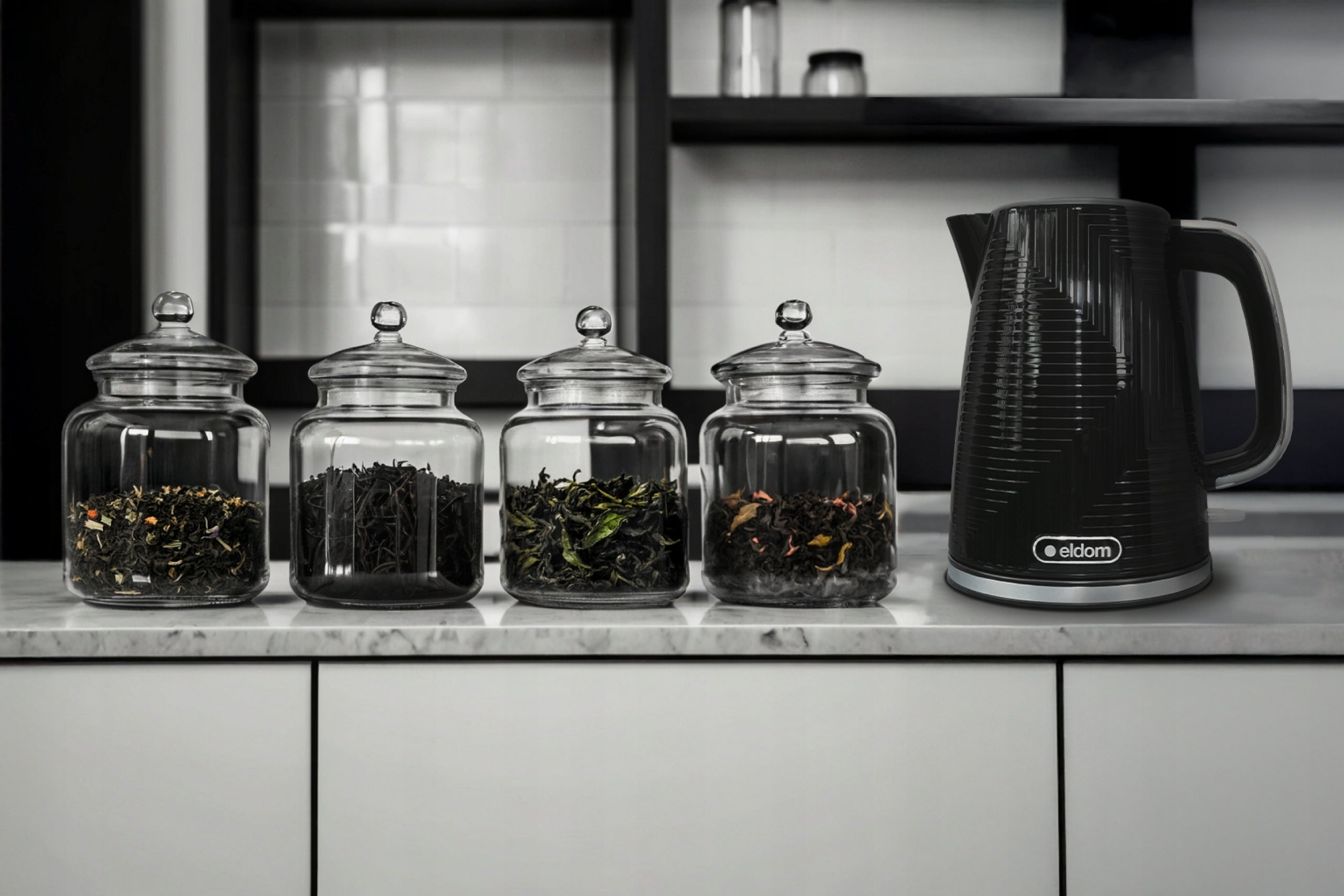 ELECTRIC KETTLE WIRELESS BLACK 2200W 1,7l STRIX ELDOM C320C Packaging status original