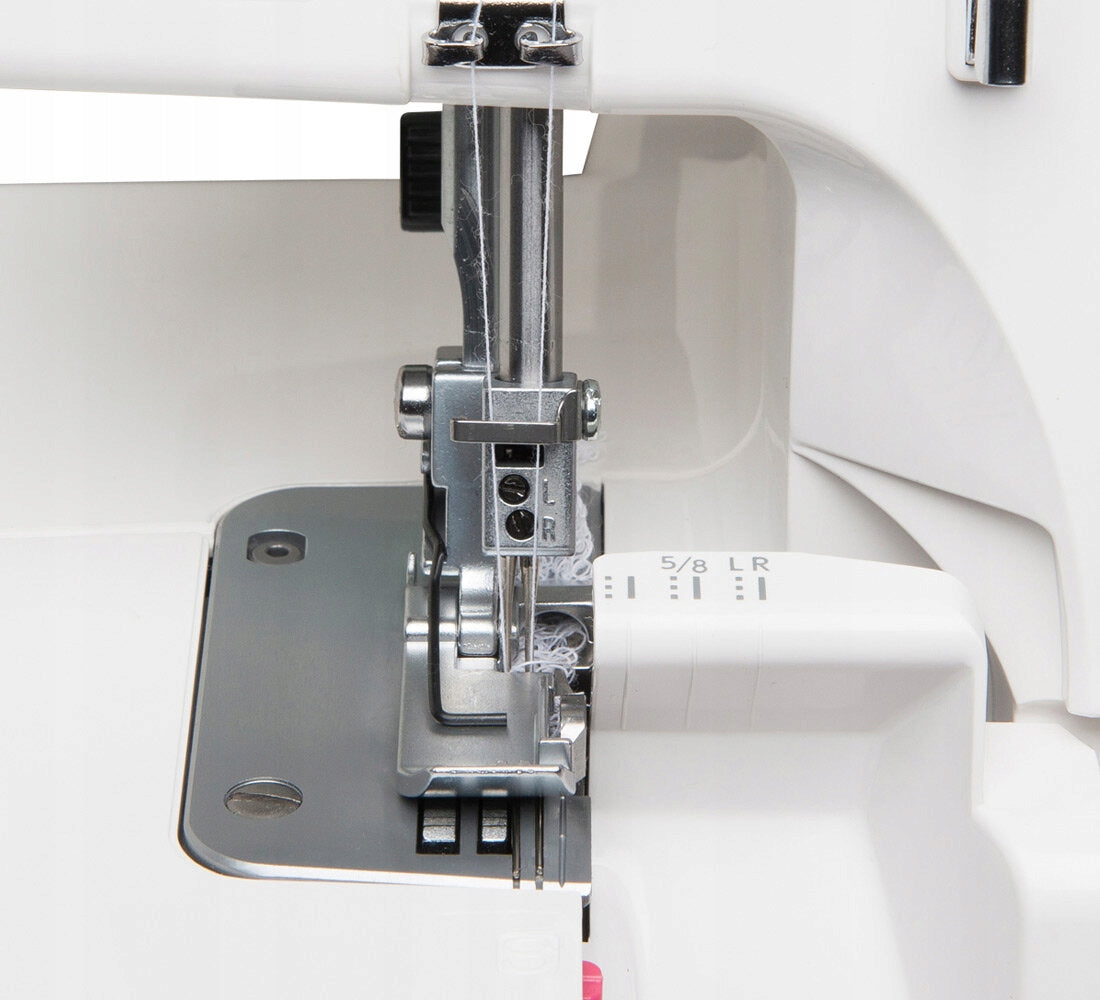 ELNA 264D sewing machine Material synthetic material