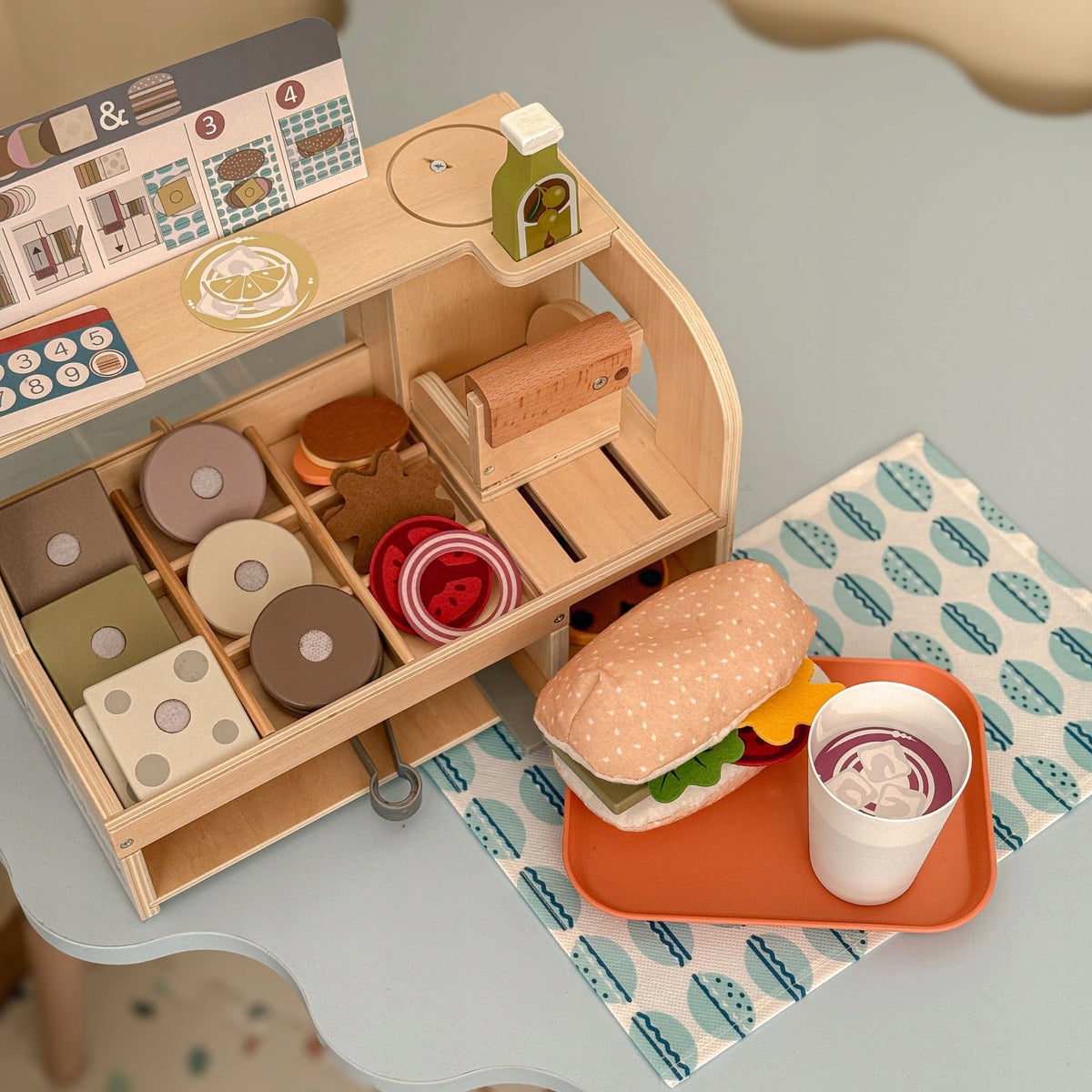 Educational Toy Wooden Sandwich Bar Kitchen Restaurant for Kids Manufacturer code MAM22 SNACK SHOP