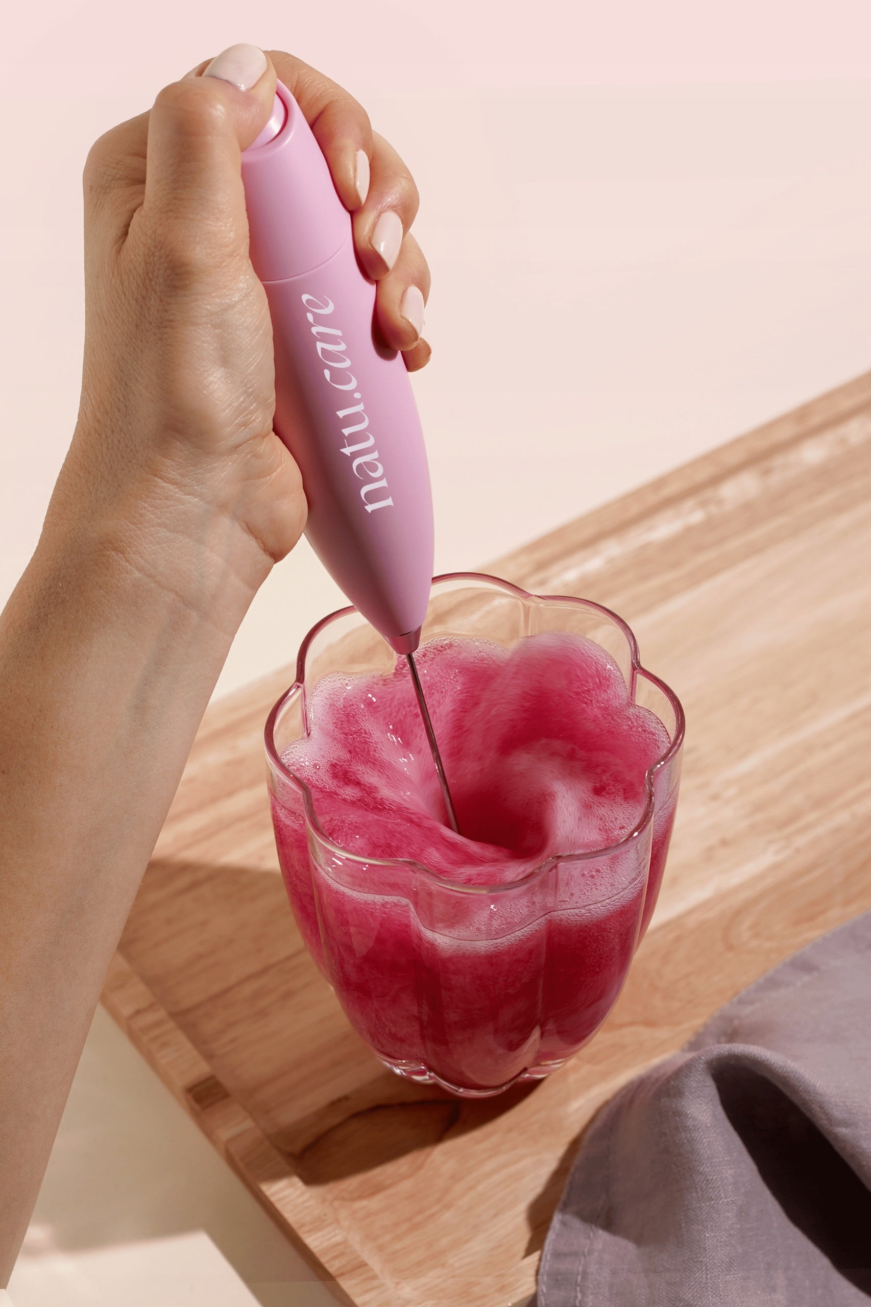 Electric Milk Foamer Mixing Wand Handheld Strong Pink Manufacturer code Różdżka do mieszania różowa