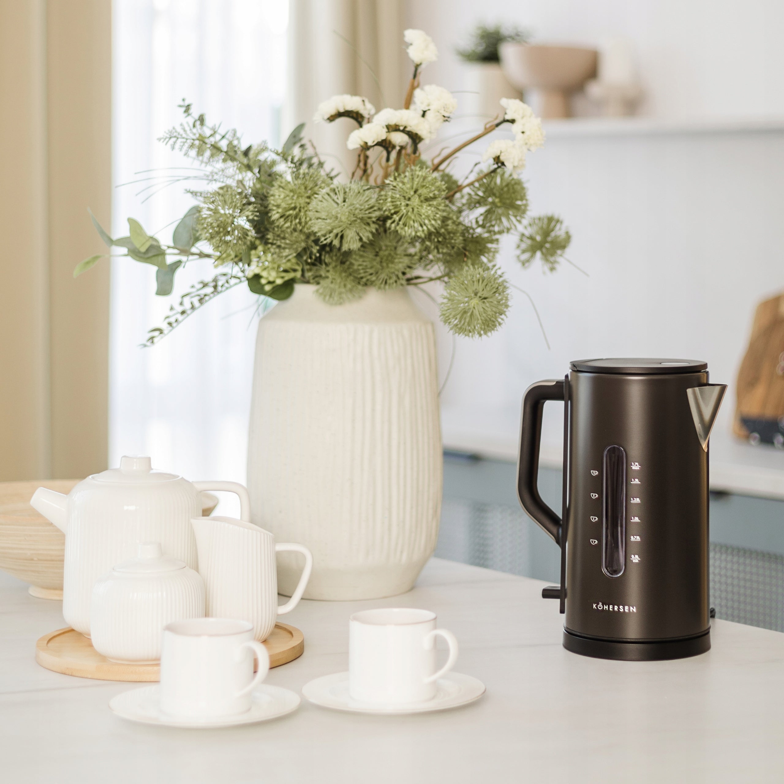 Electric kettle black metal steel cordless Kohersen 3000W EAN (GTIN) 5907642750674