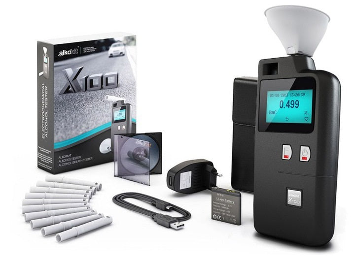 Electrochemical breathalyzer Alkohit X100 free calibrations without limit