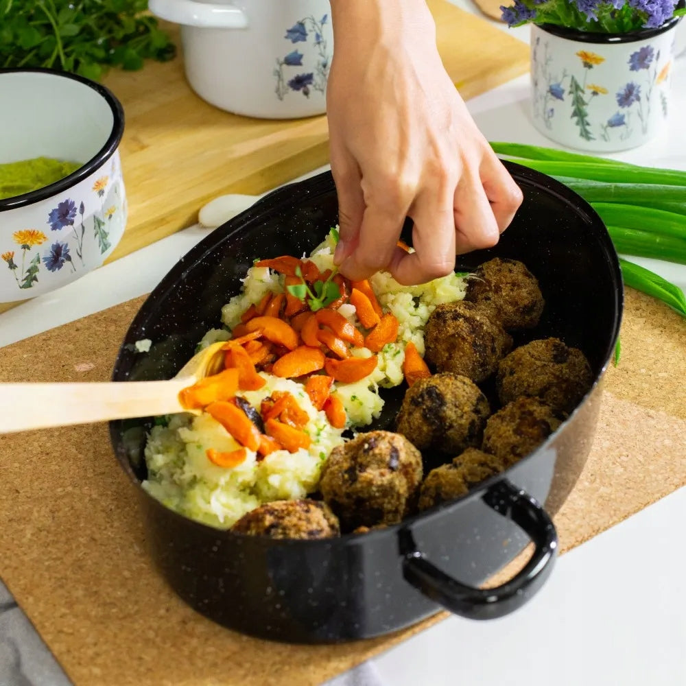 Enameled pan 5,6 l for baking gooseberry induction Silesia 30 cm Brand Silesia