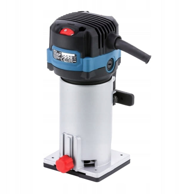 Erbauer 710 W manual router Batteries included no