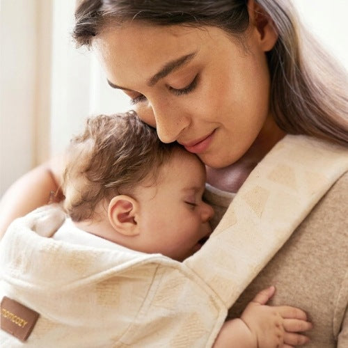 Ergonomic carrier from birth 3-11 kg neck support safe Manufacturer code momcozy