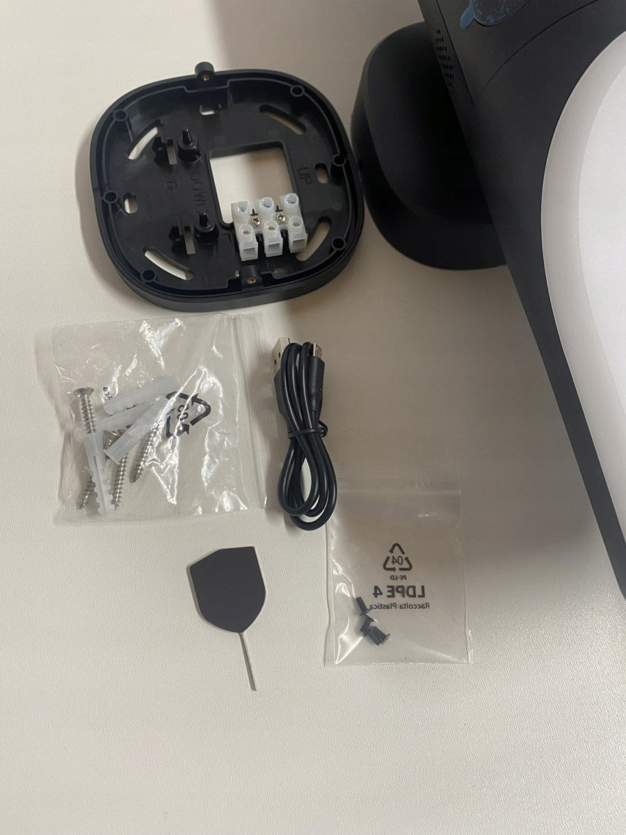 Eufy Wired Wall Light Cam S100 2K 160° Wi-Fi Outdoor Lamp 1200lm Brand Eufy