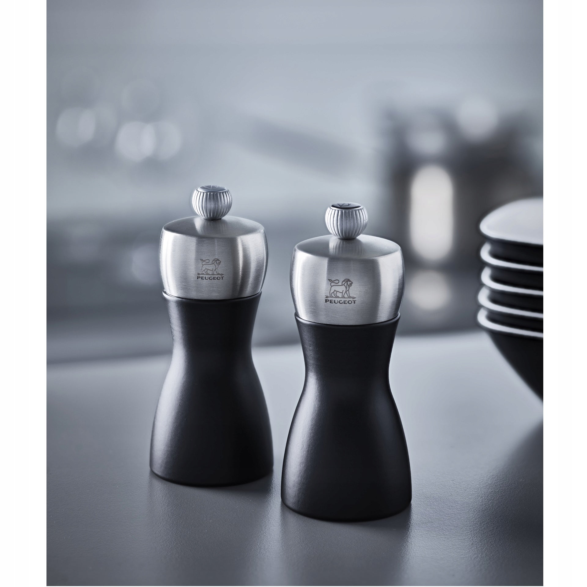 FIDJI Salt and pepper grinder set 12 cm black / PEUGEOT Color black