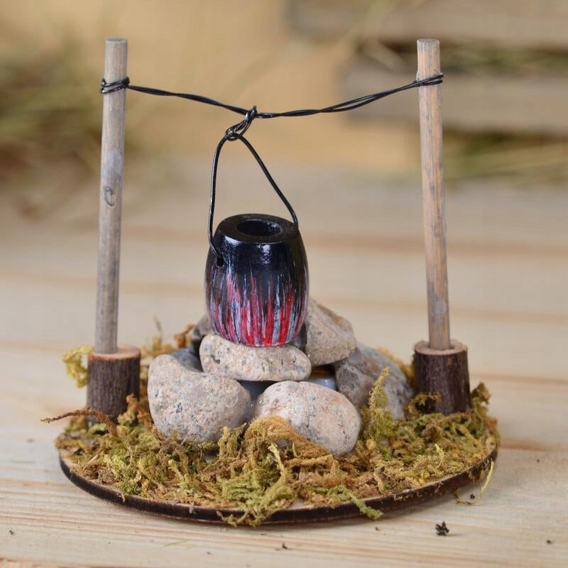 FIREPLACE FOR NATIVITY SCENE STABLE WITH RED LED BULB 8CM FOR FIGURES 11-13CM Manufacturer code X072