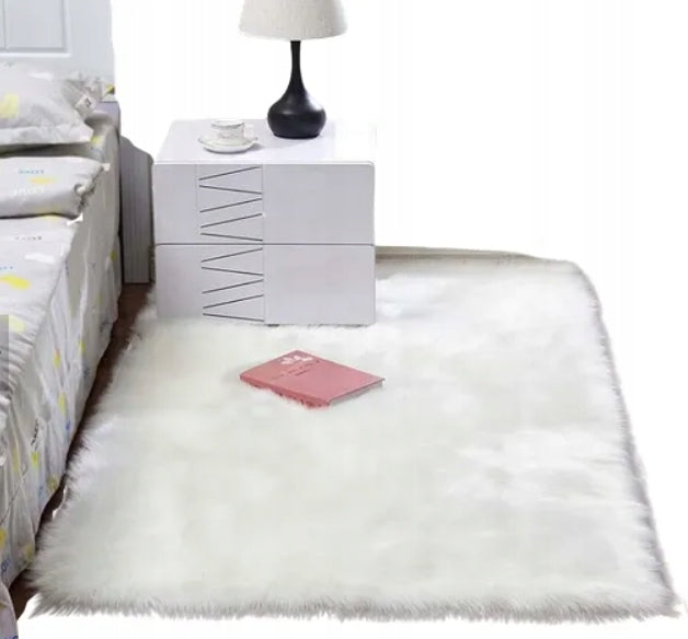 FLUFFY CARPET ARTIFICIAL SHEEPSKIN 100x150CM XXL