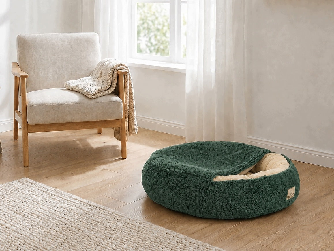 FLUFFY dog bed 60 cm green cloud with visor Brand BuySpace