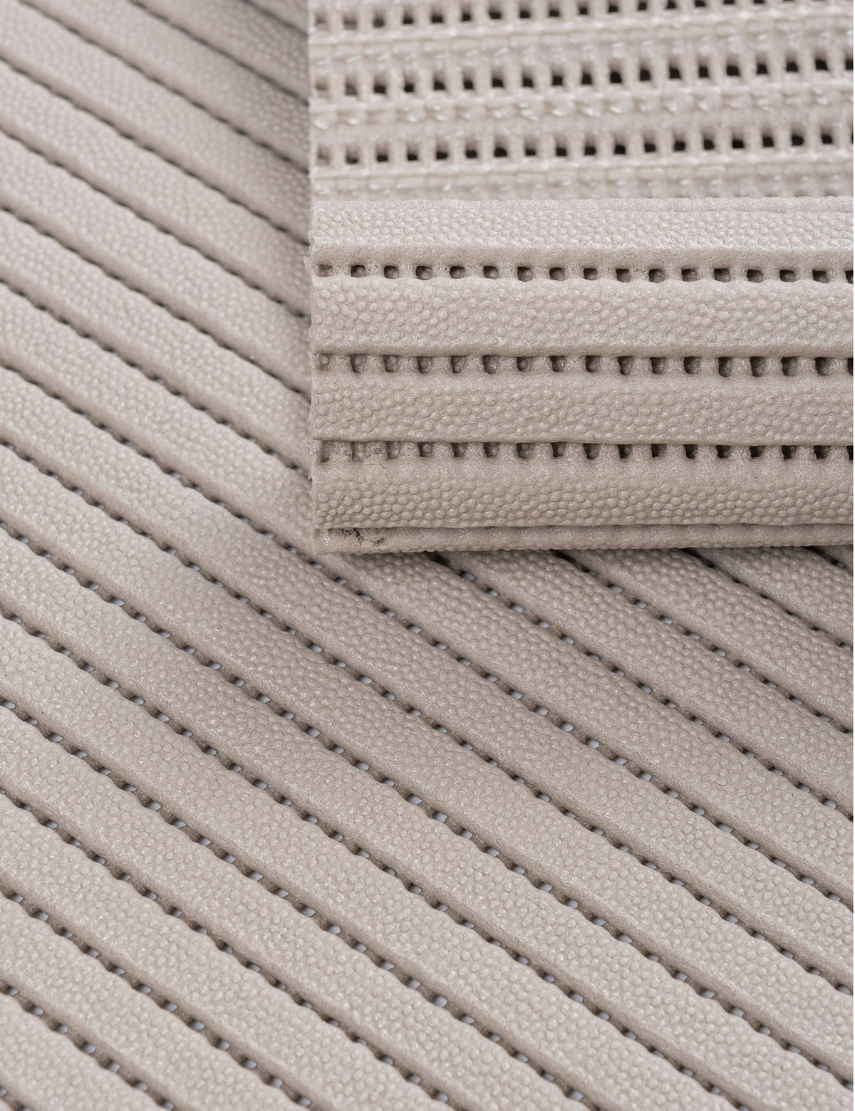 FOAM MAT BATHROOM RUG CUSTOMIZED NON-SLIP WIDTH 65cm BEIGE Manufacturer code 210142