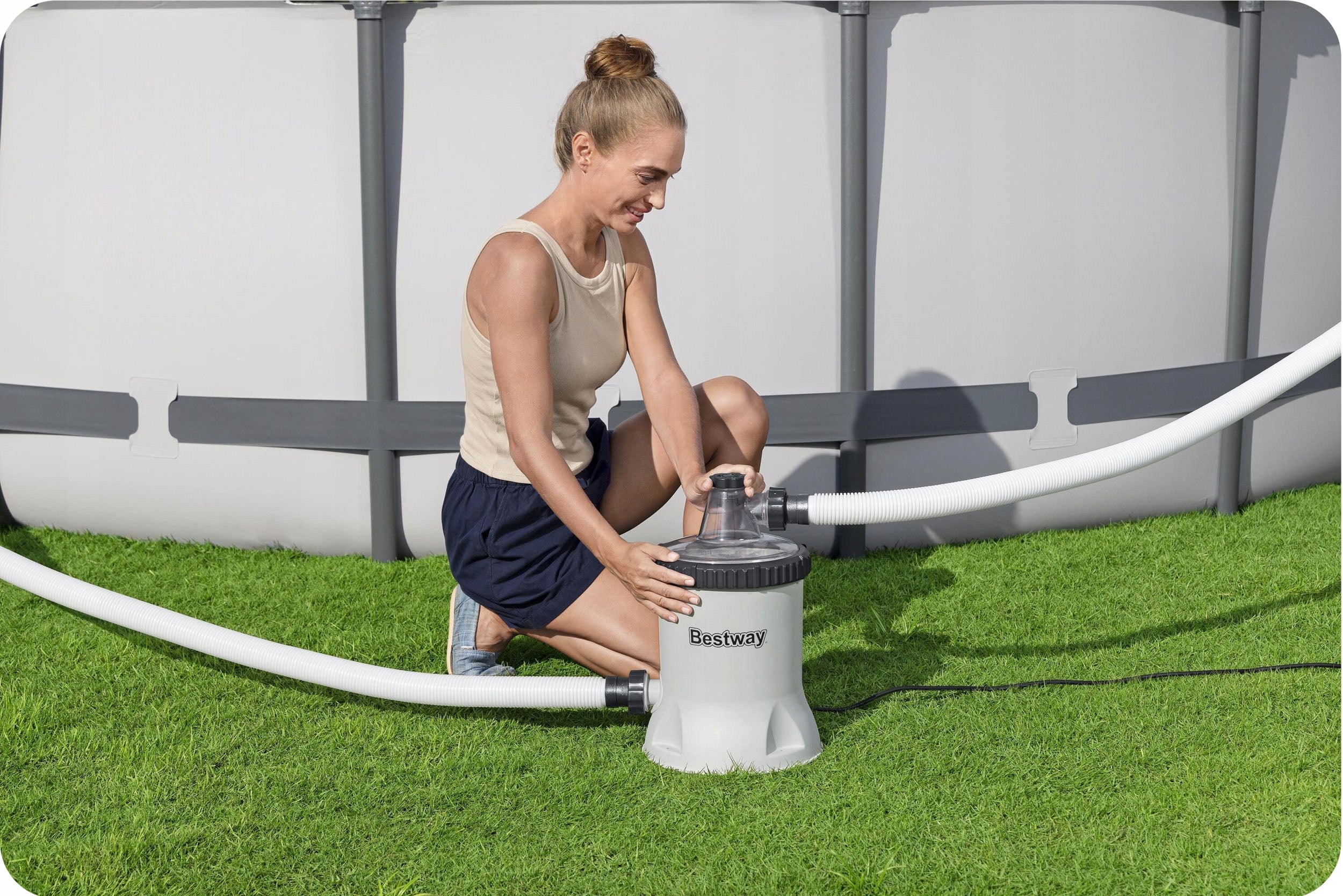 Filter pump for swimming pool 5678 l/h + filter balls Bestway Brand Bestway