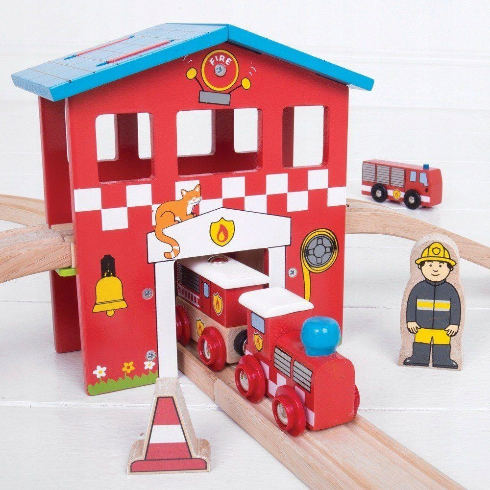 Fire brigade set wooden railway BIGJIGS Manufacturer code BJT037