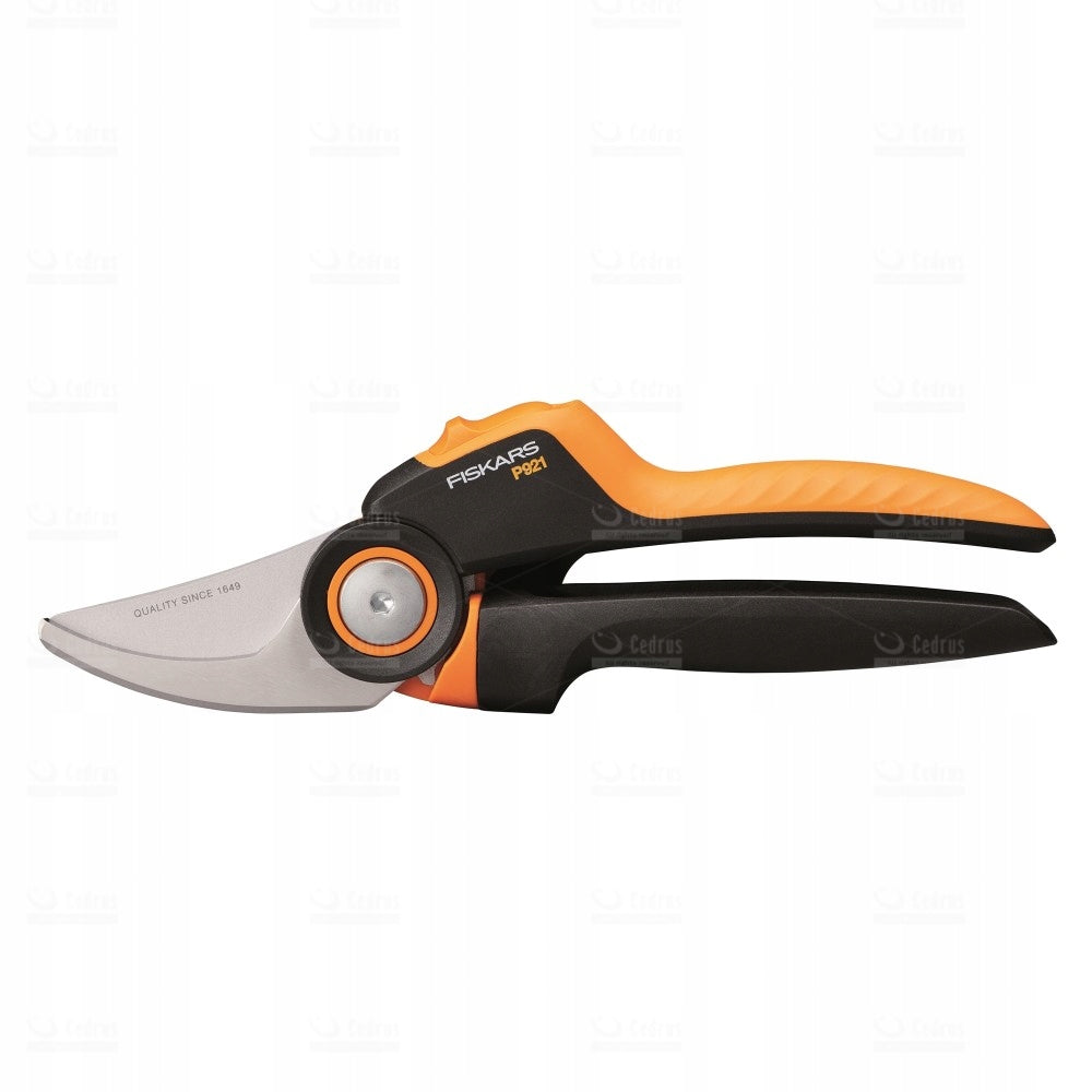 Fiskars X-series M P921 Garden scissor cutter 1057173