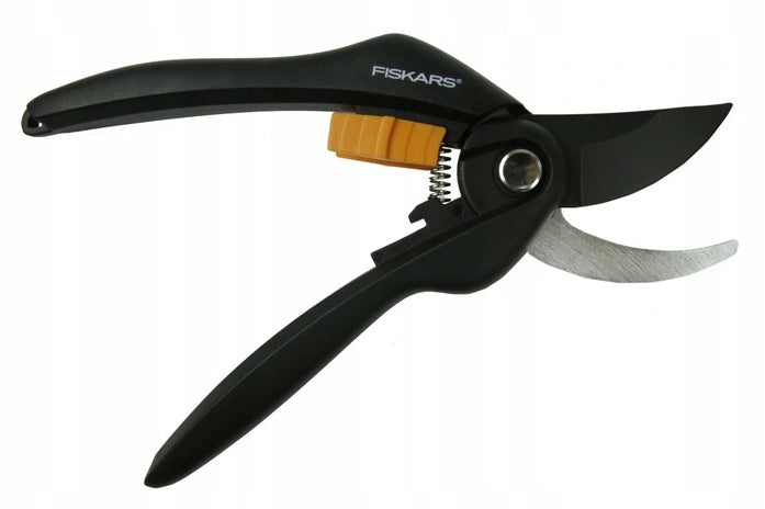 Fiskars garden pruning shear P26 SingleStep for fresh branches 1000567 Manufacturer code 1000567