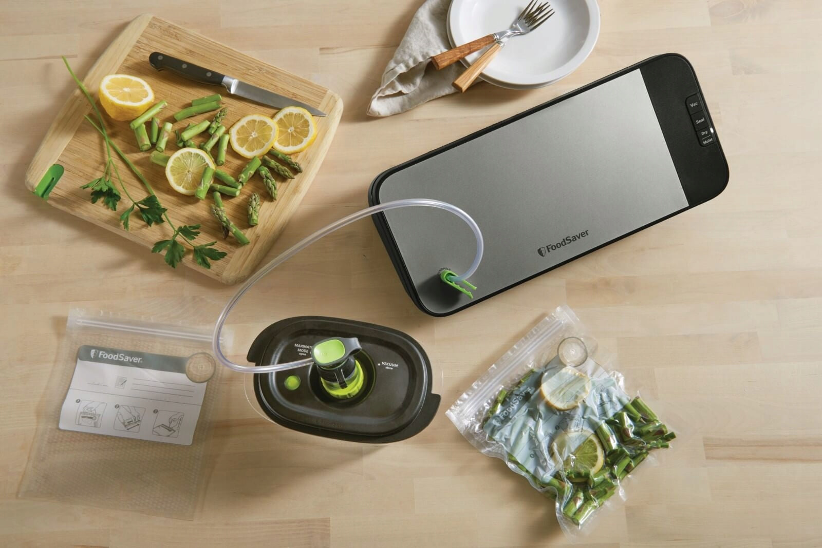 FoodSaver vacuum sealer for food. Foil sealer - set Manufacturer code VS2190X