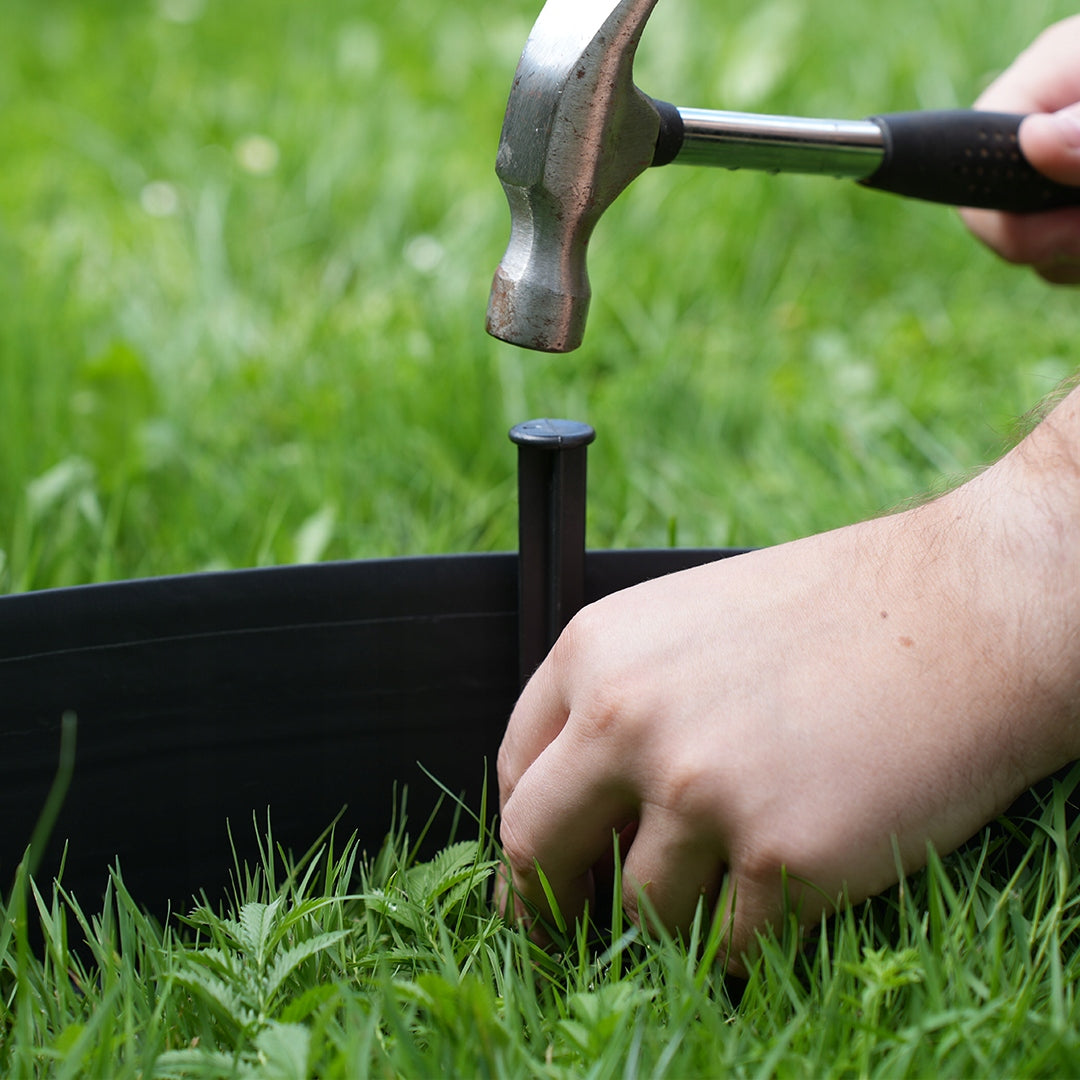 GARDEN EDGING 10m black 10cm HIGH lawn plastic roll + anchors Material plastic
