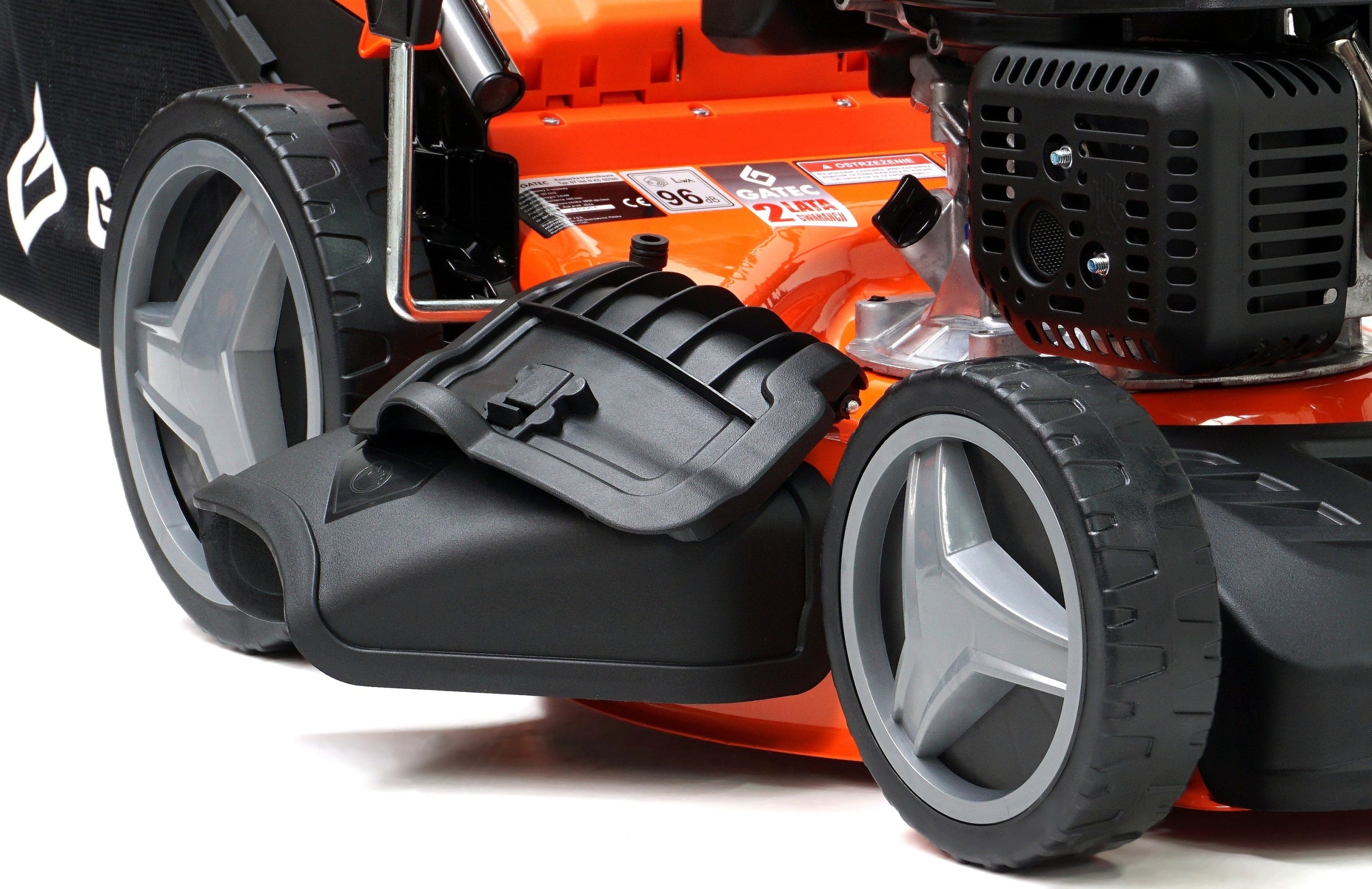 GATEC petrol lawn mower with drive / 46 cm, 161 cm3, 4in1, cast iron sleeve Engine displacement 161 cm³