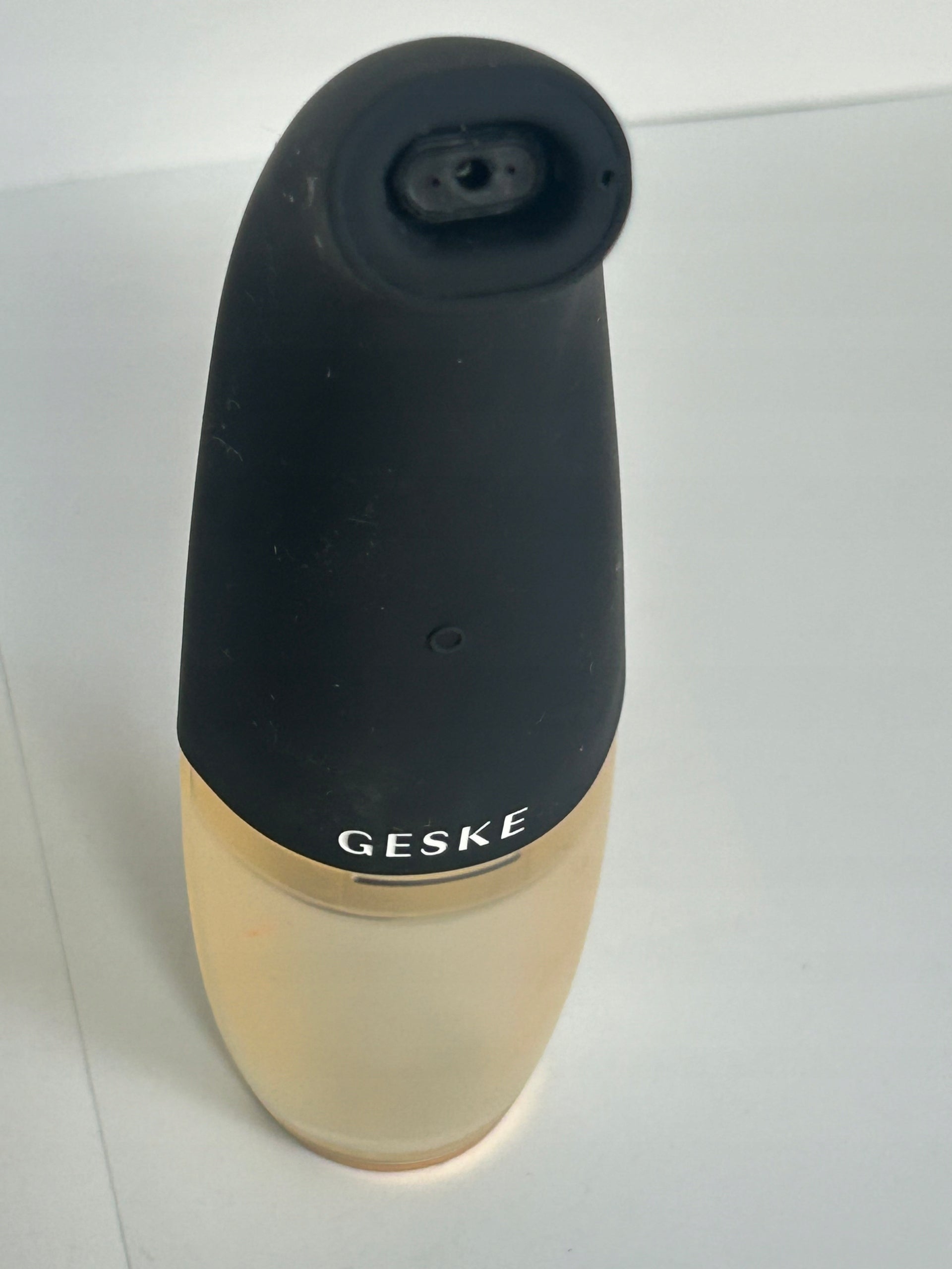 GESKE FACE HUMIDIFIER 8IN1 APPLICATION CLEANSES REDUCES REDNESS Manufacturer code GK000061GY01